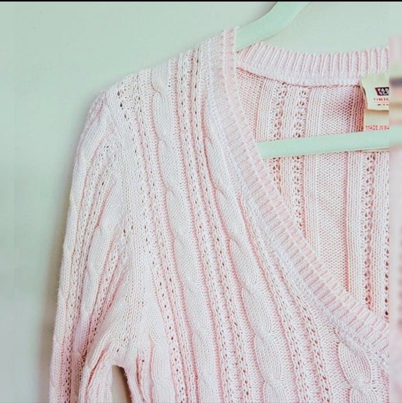 Faded Glory Pink V-Neck Cableknit Sweater (L) - Picture 2 of 2